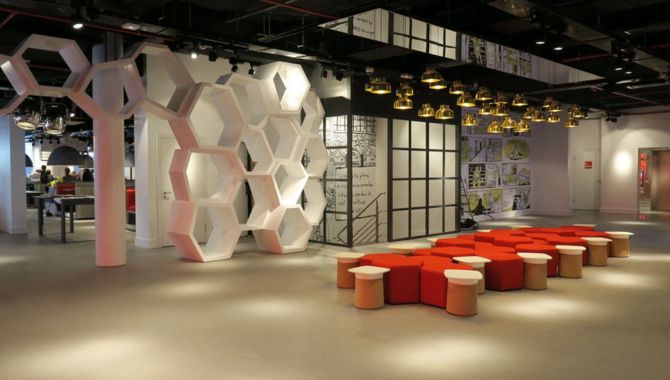 Radisson Red Bruxelles hall