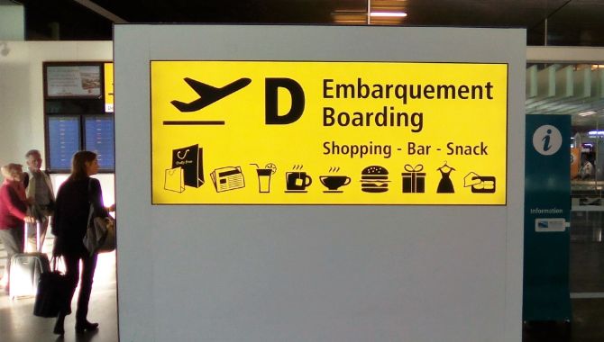 aeroport-embarquement