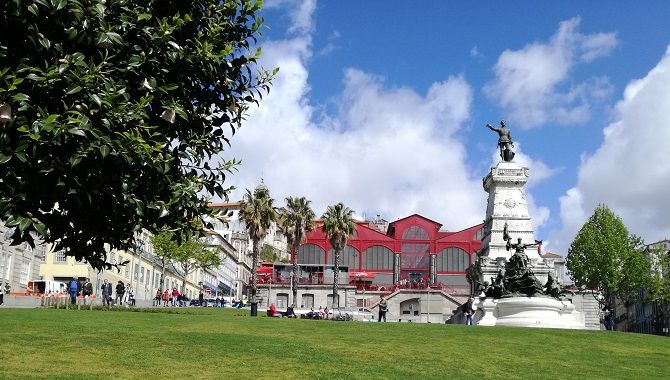 Porto place Infante Henrique