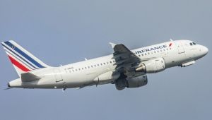 Air France A319 take off