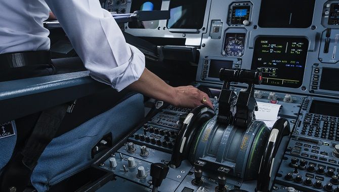 Brussels Airlines cockpit